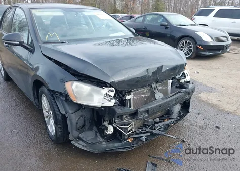 2015 Volkswagen Golf Tdi S 4-Door z USA, uszkodzony, nr VIN 3VWRA7AU5FM012789